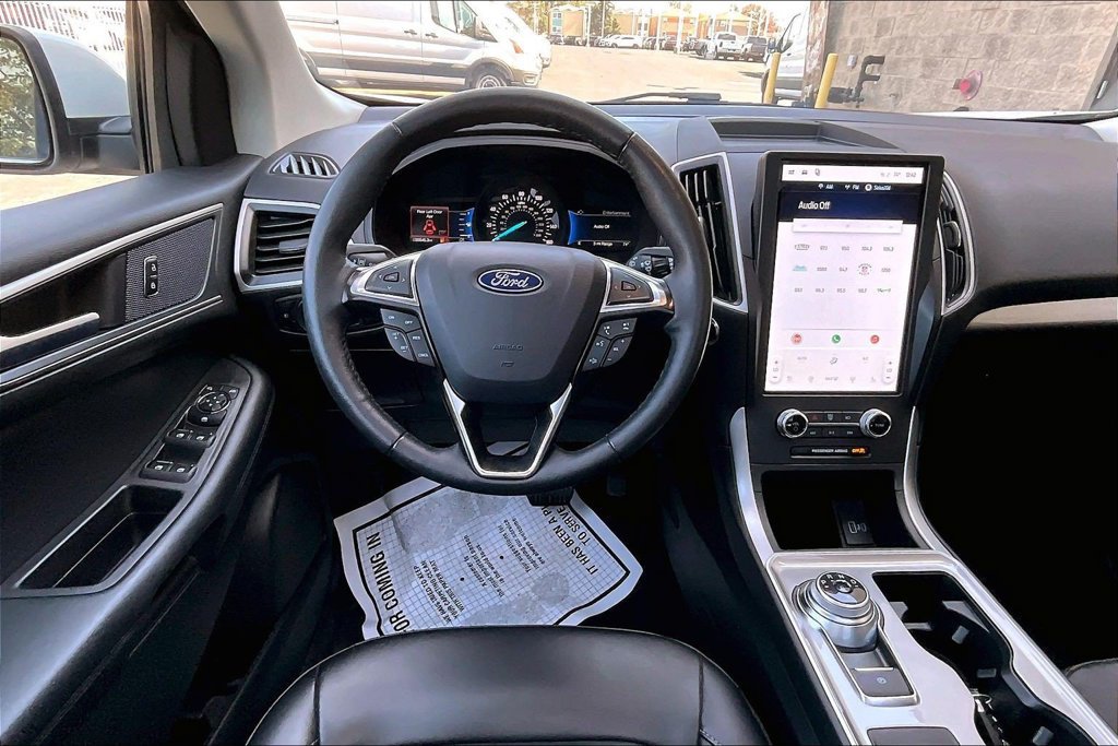 Certified 2024 Ford Edge SEL w/ Convenience Package AWD/4WD image 5