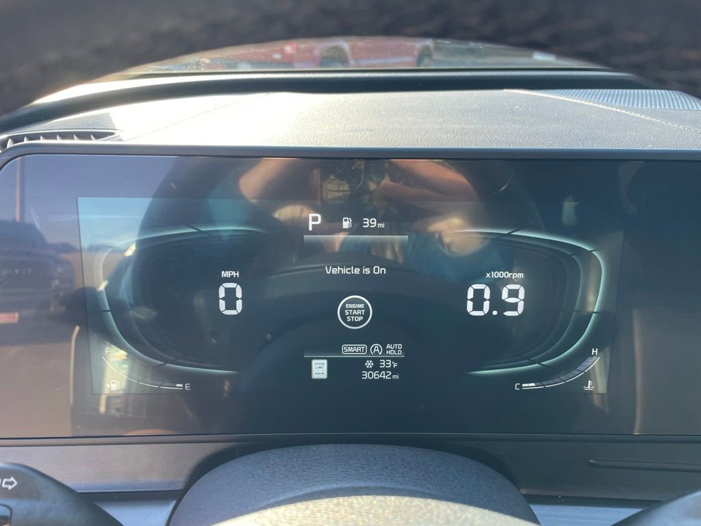 Used 2024 Kia Sportage EX image 31