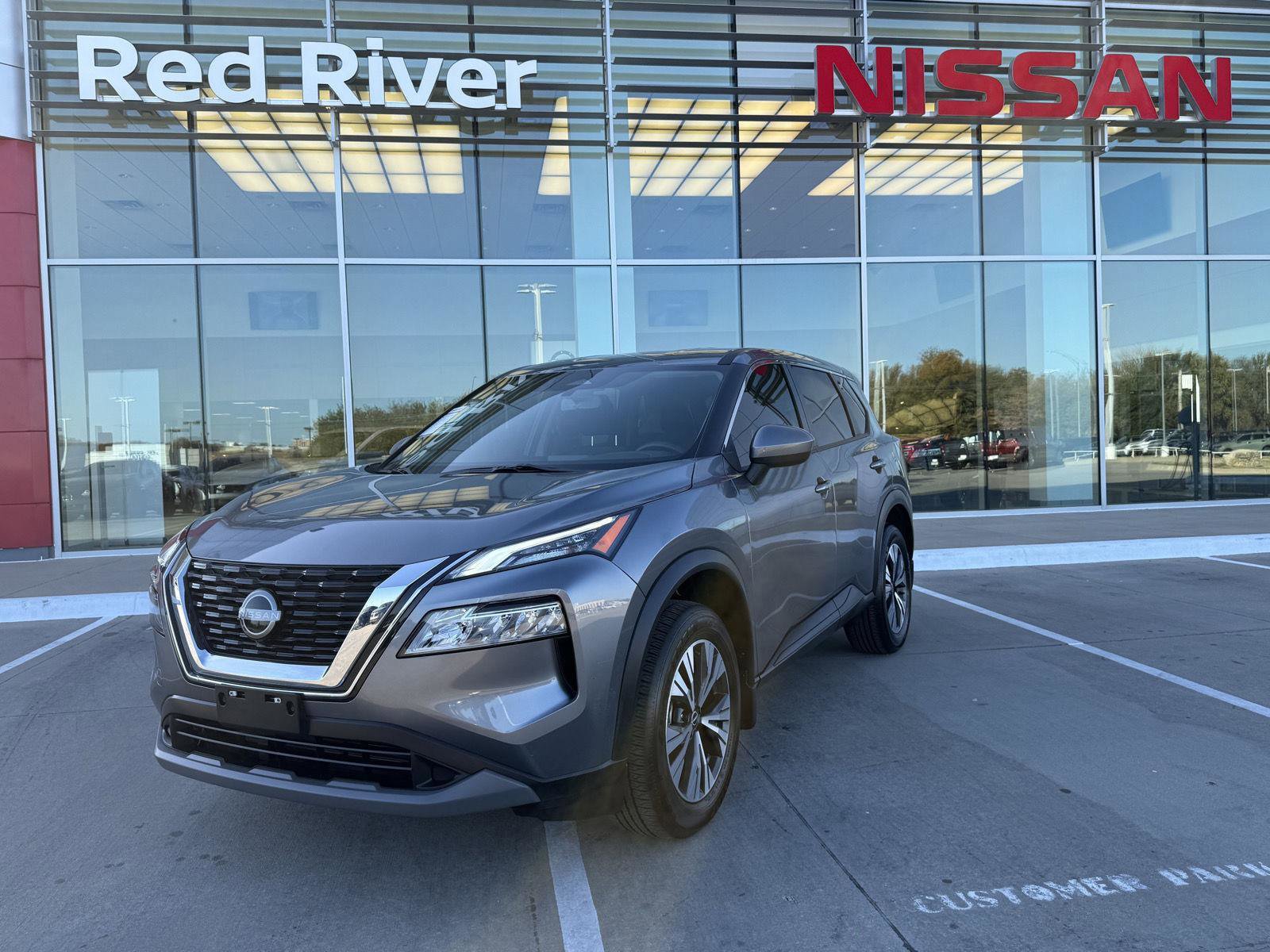 Used 2023 Nissan Rogue SV