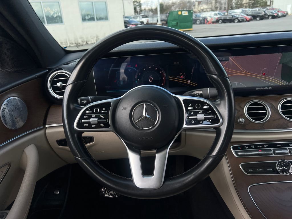 Used 2019 Mercedes-Benz E 300 image 28