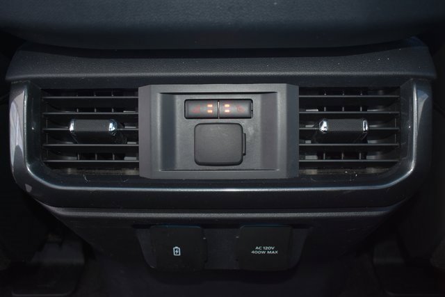 Used 2022 Ford F150 Lariat w/ Equipment Group 502A High image 45