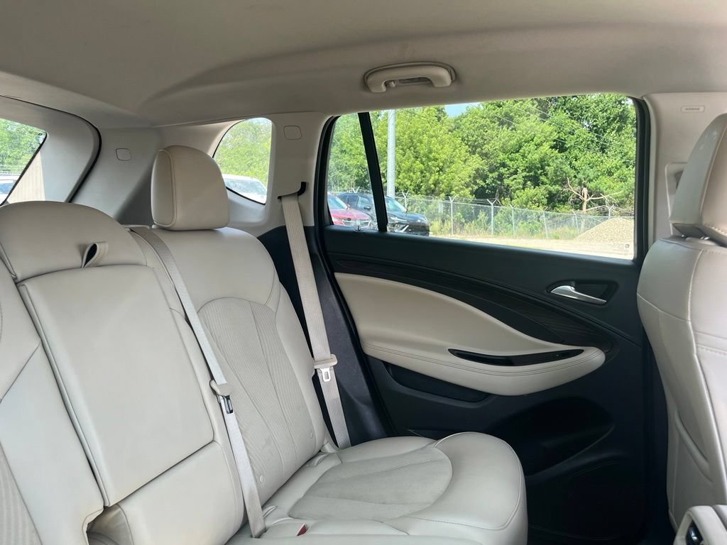 Used 2020 Buick Envision Preferred FWD image 37