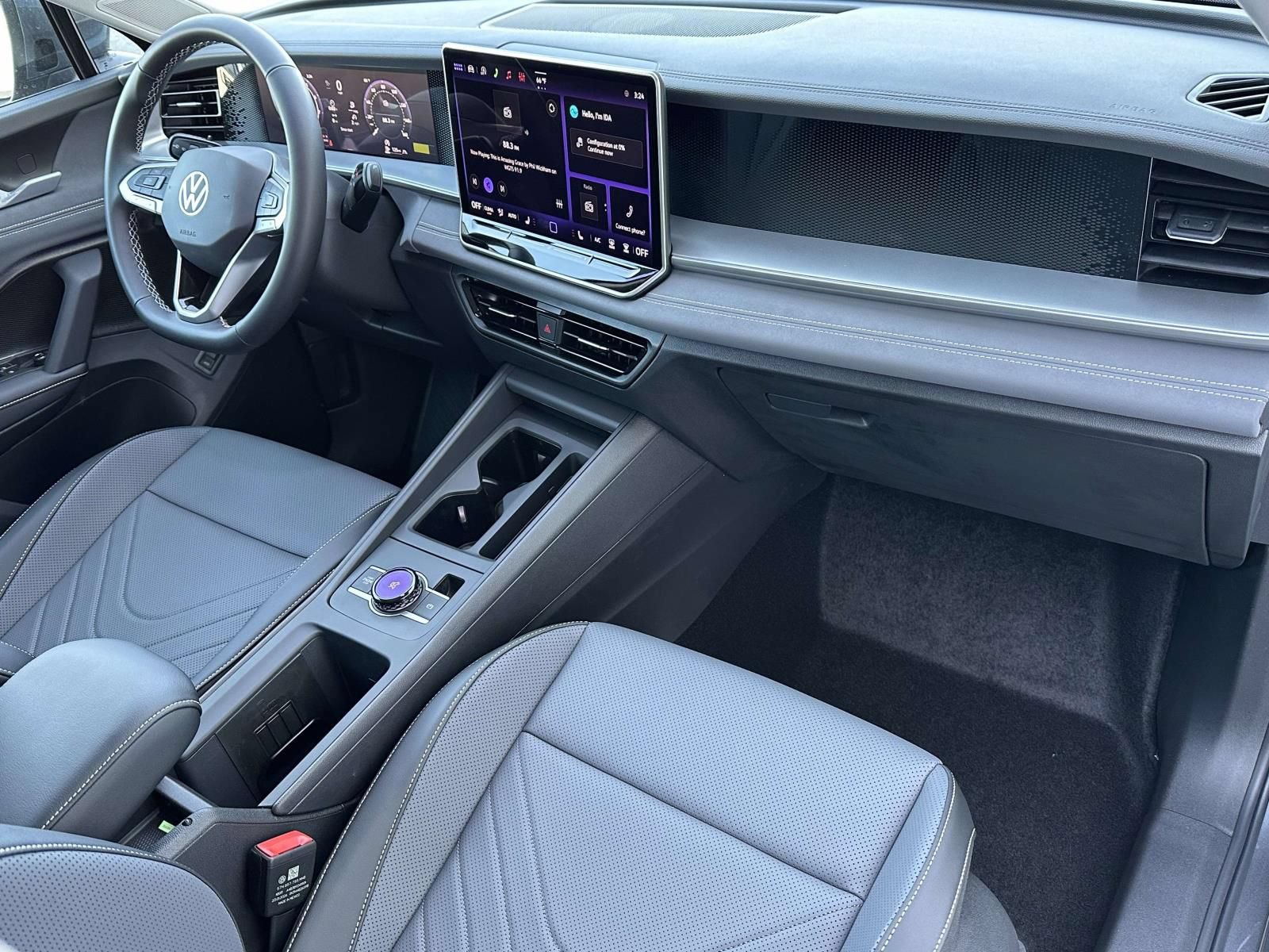 New 2026 Volkswagen Tiguan SE AWD/4WD image 12