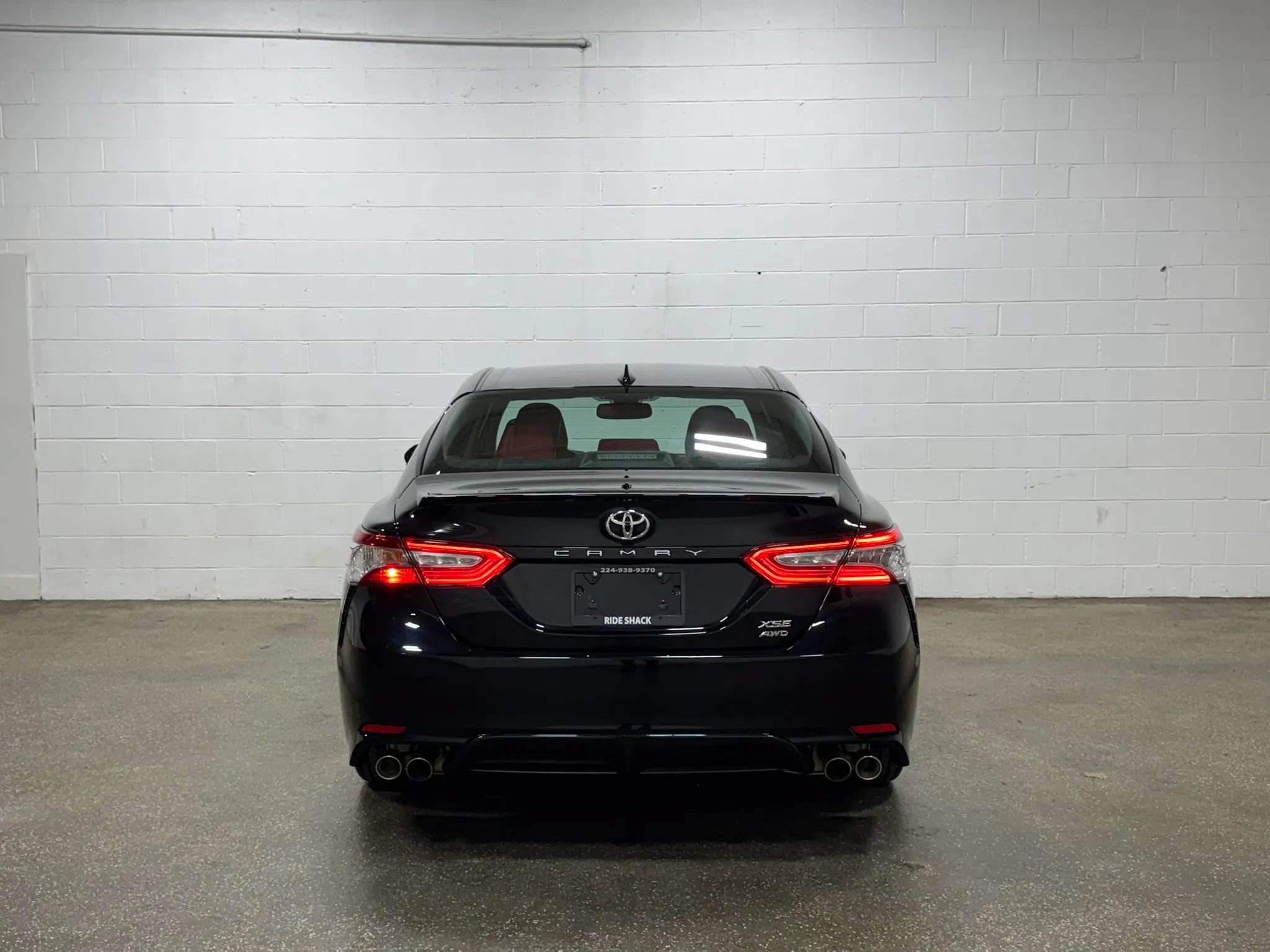 Used 2020 Toyota Camry XSE AWD/4WD image 4