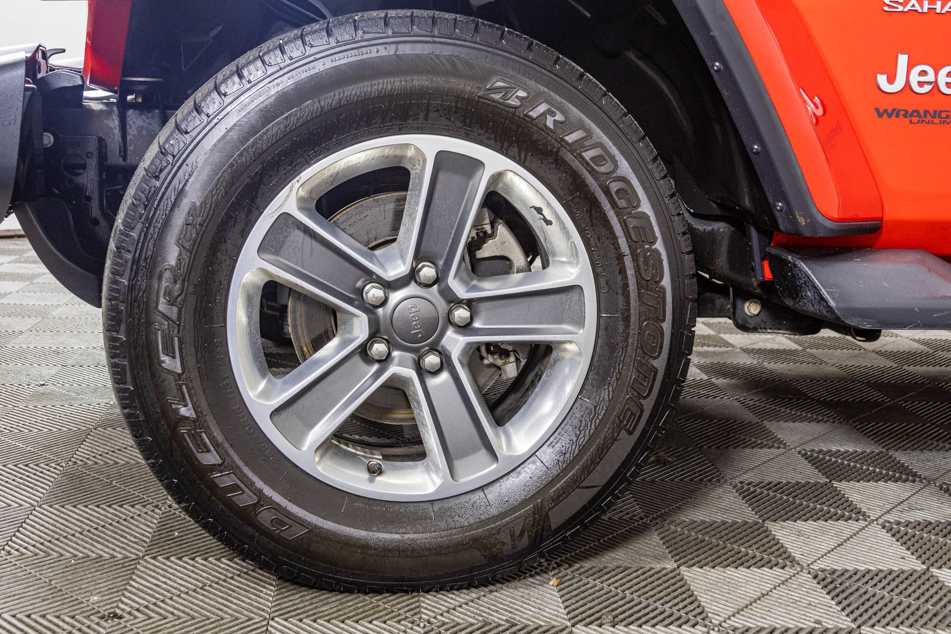 Used 2019 Jeep Wrangler Unlimited Sahara AWD/4WD image 47