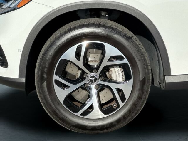 Certified 2026 Mercedes-Benz GLC 350e 4MATIC image 34