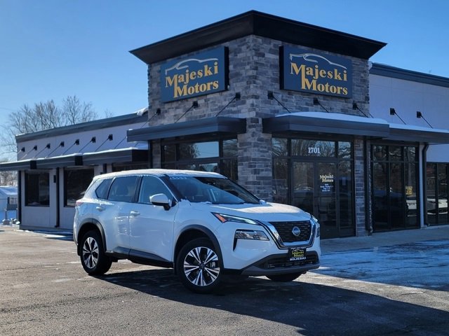 Used 2023 Nissan Rogue SV