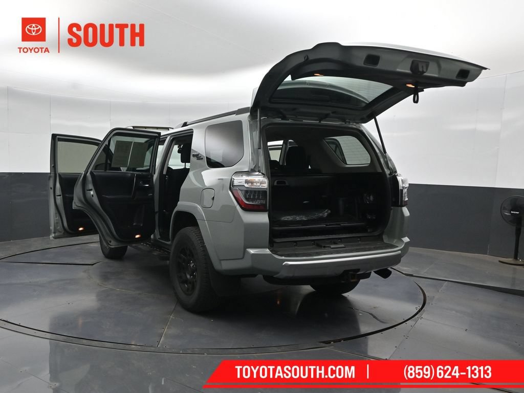 Used 2023 Toyota 4Runner TRD Off-Road AWD/4WD image 55