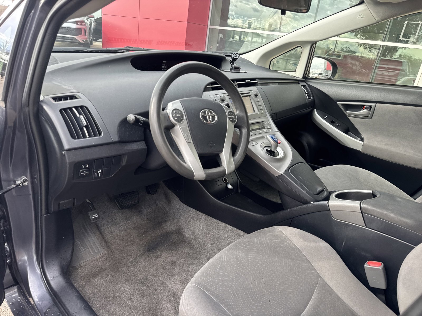 Used 2015 Toyota Prius Two image 12