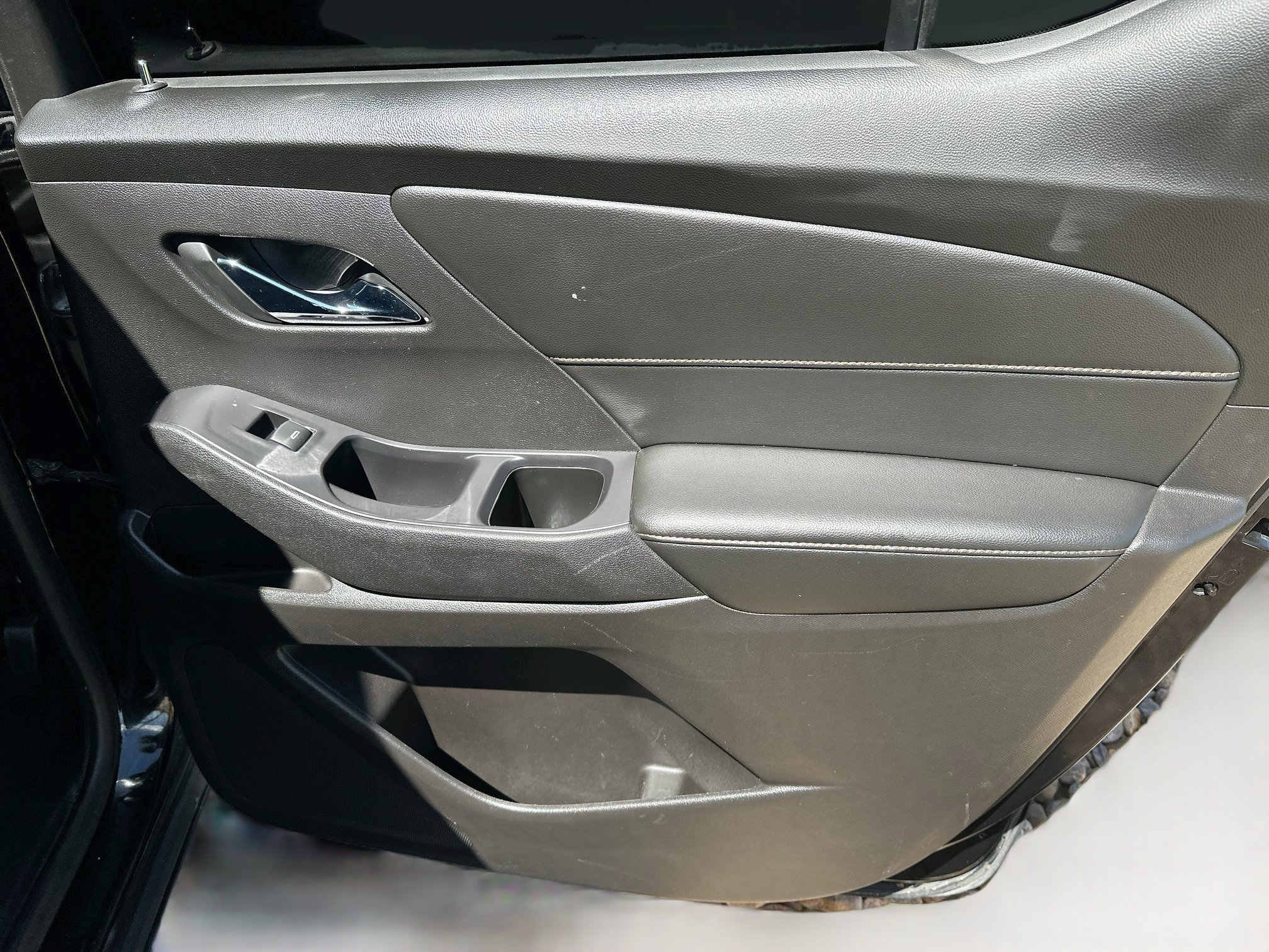 Used 2018 Chevrolet Traverse LT AWD/4WD image 32