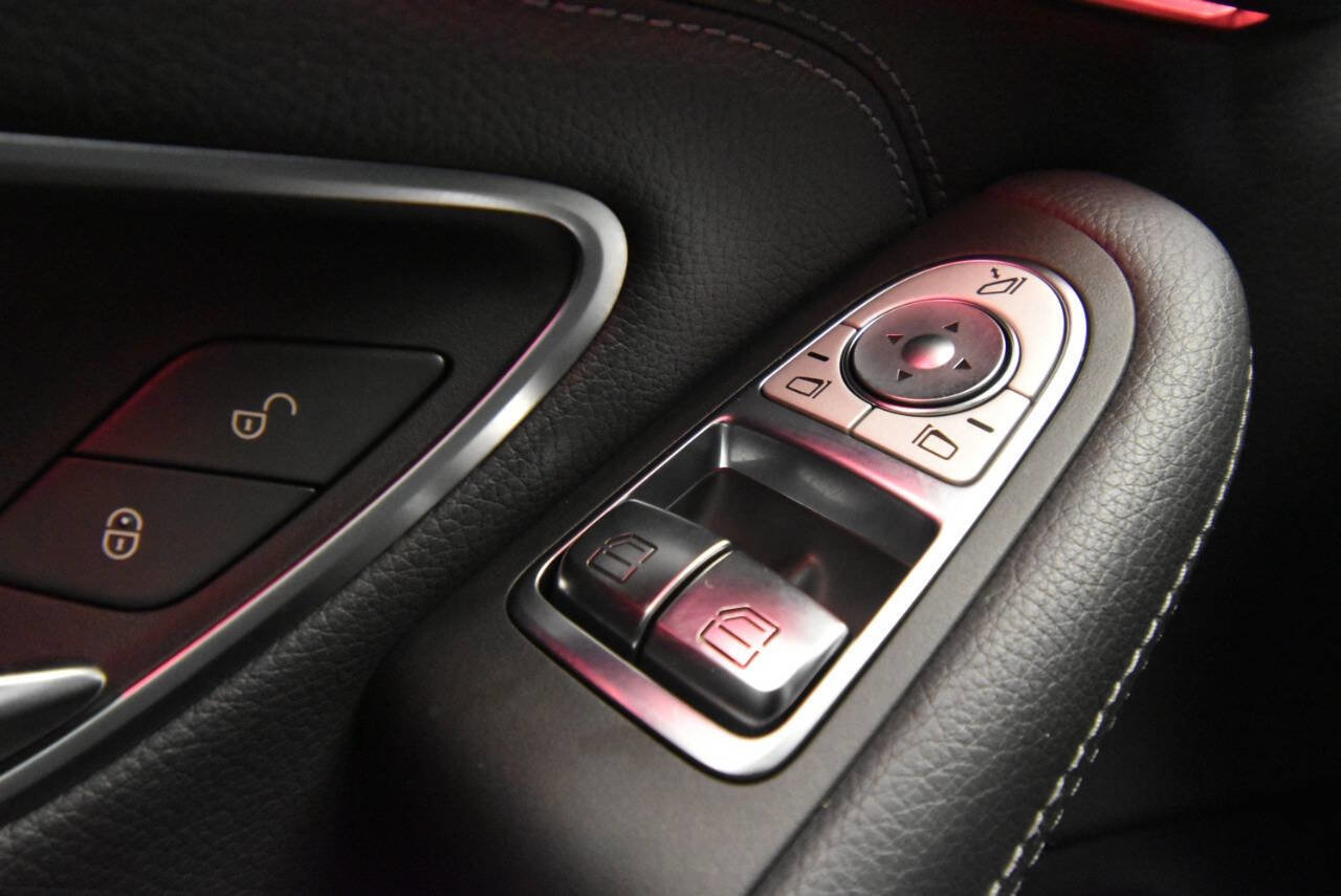 Used 2020 Mercedes-Benz C 300 C 300 4MATIC AWD 2dr Coupe w/ AMG Line image 28