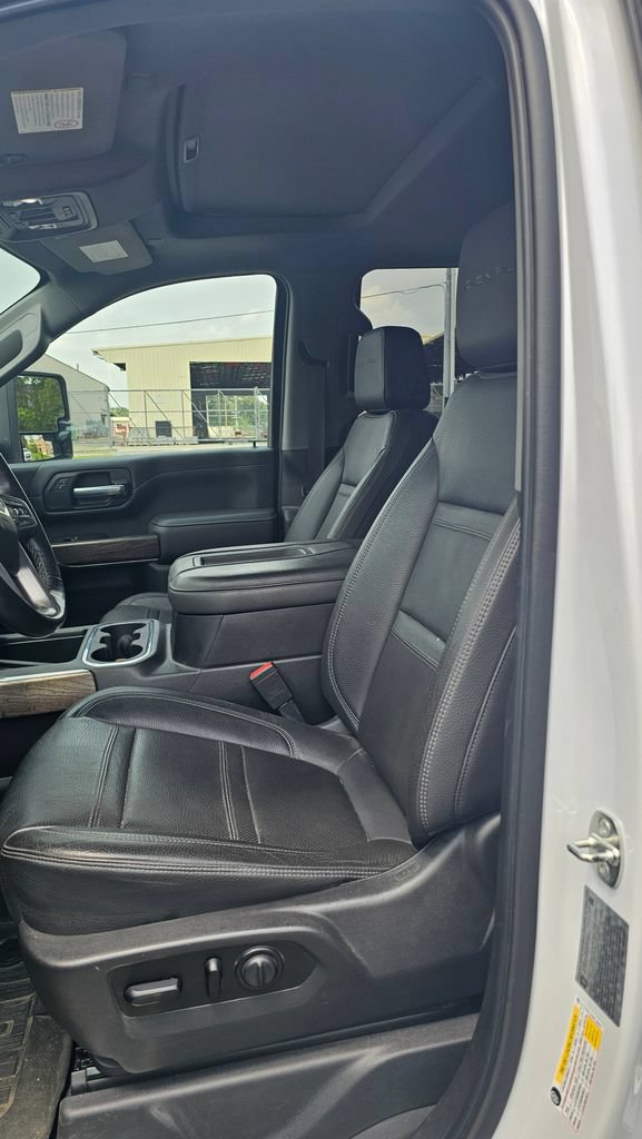 Used 2021 GMC Sierra 3500 Denali w/ Denali Ultimate Package AWD/4WD image 6