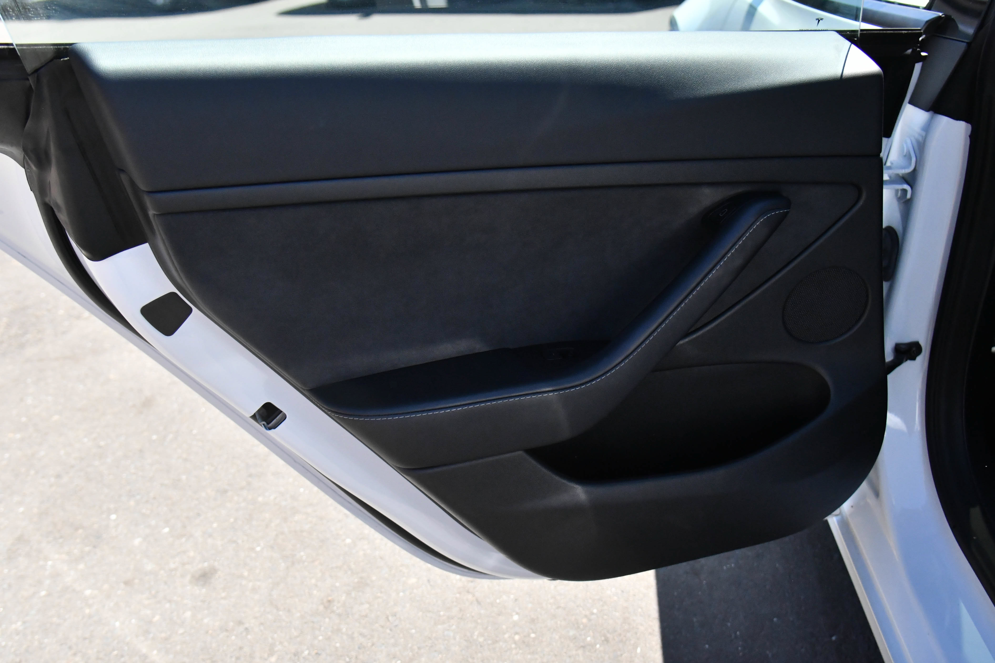 Used 2023 Tesla Model 3 Standard Range RWD image 31
