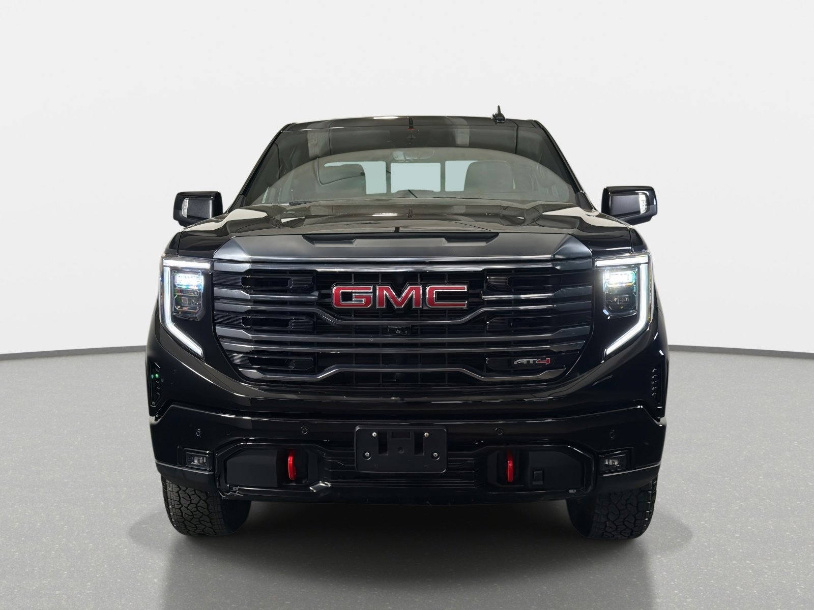 Used 2024 GMC Sierra 1500 AT4 w/ Technology Package AWD/4WD image 8