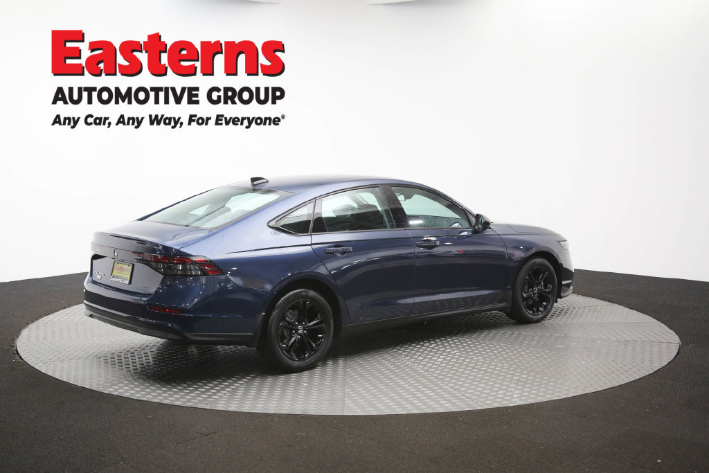 Used 2025 Honda Accord SE image 43