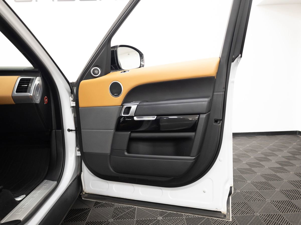 Used 2019 Land Rover Range Rover Sport Supercharged image 32