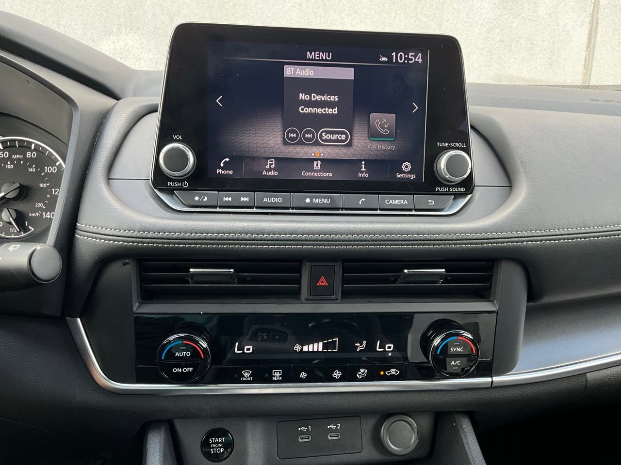 Used 2025 Nissan Rogue SV image 27