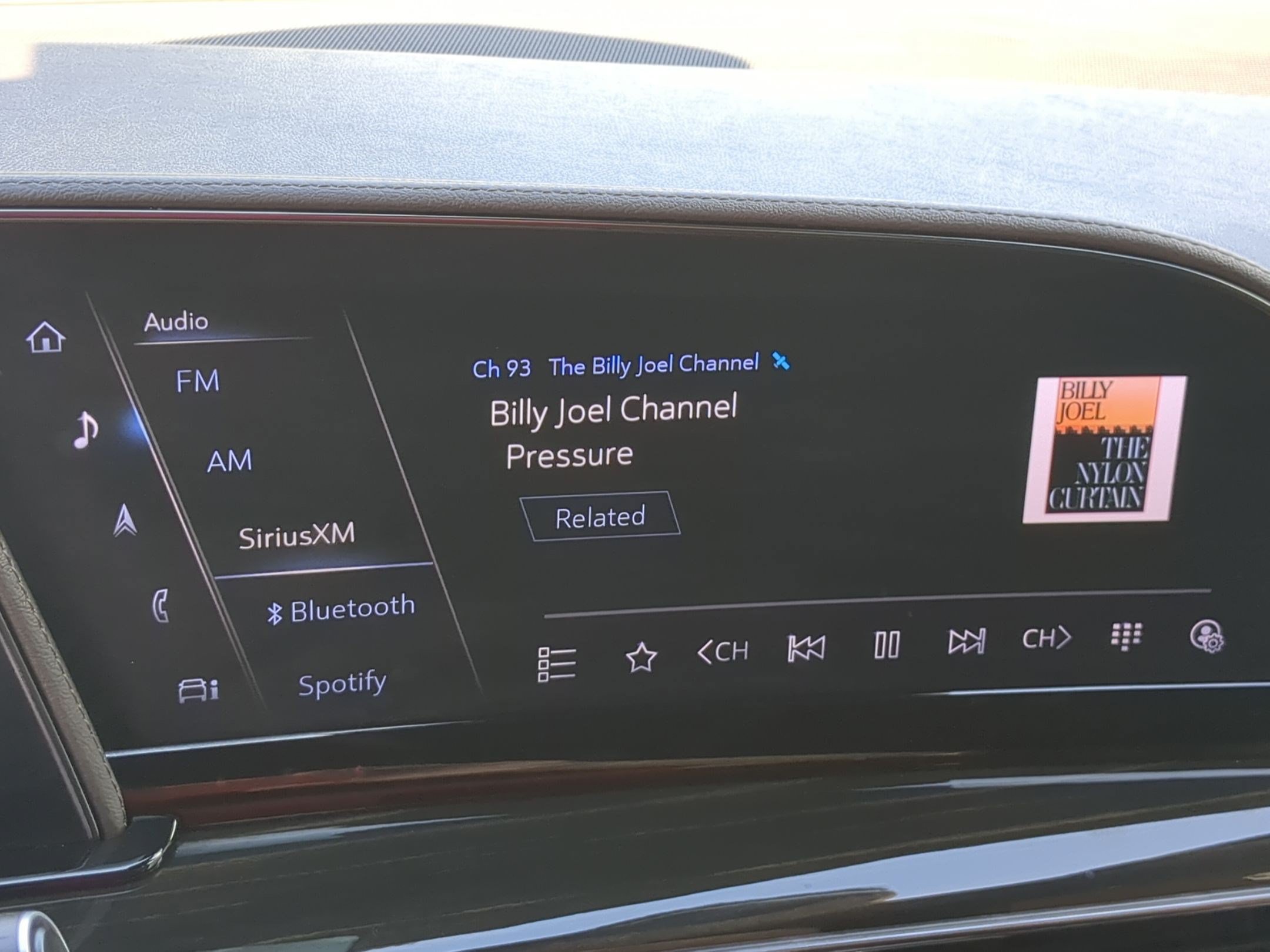 Certified 2023 Cadillac Escalade Premium Luxury AWD/4WD image 21