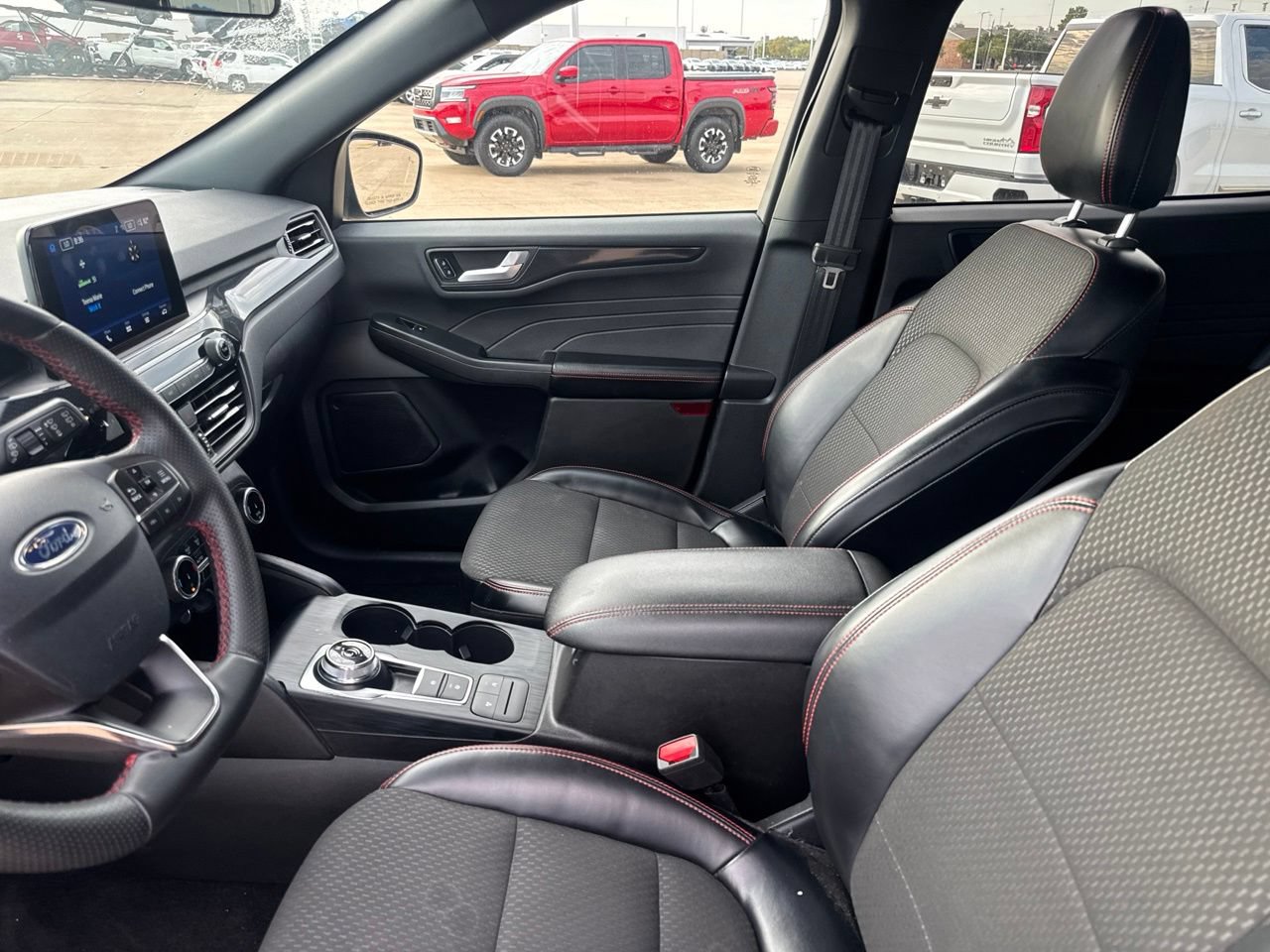 Used 2024 Ford Escape ST-Line AWD/4WD image 45