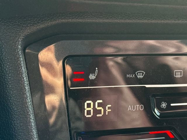 Used 2024 Volkswagen Tiguan SE R-Line image 28