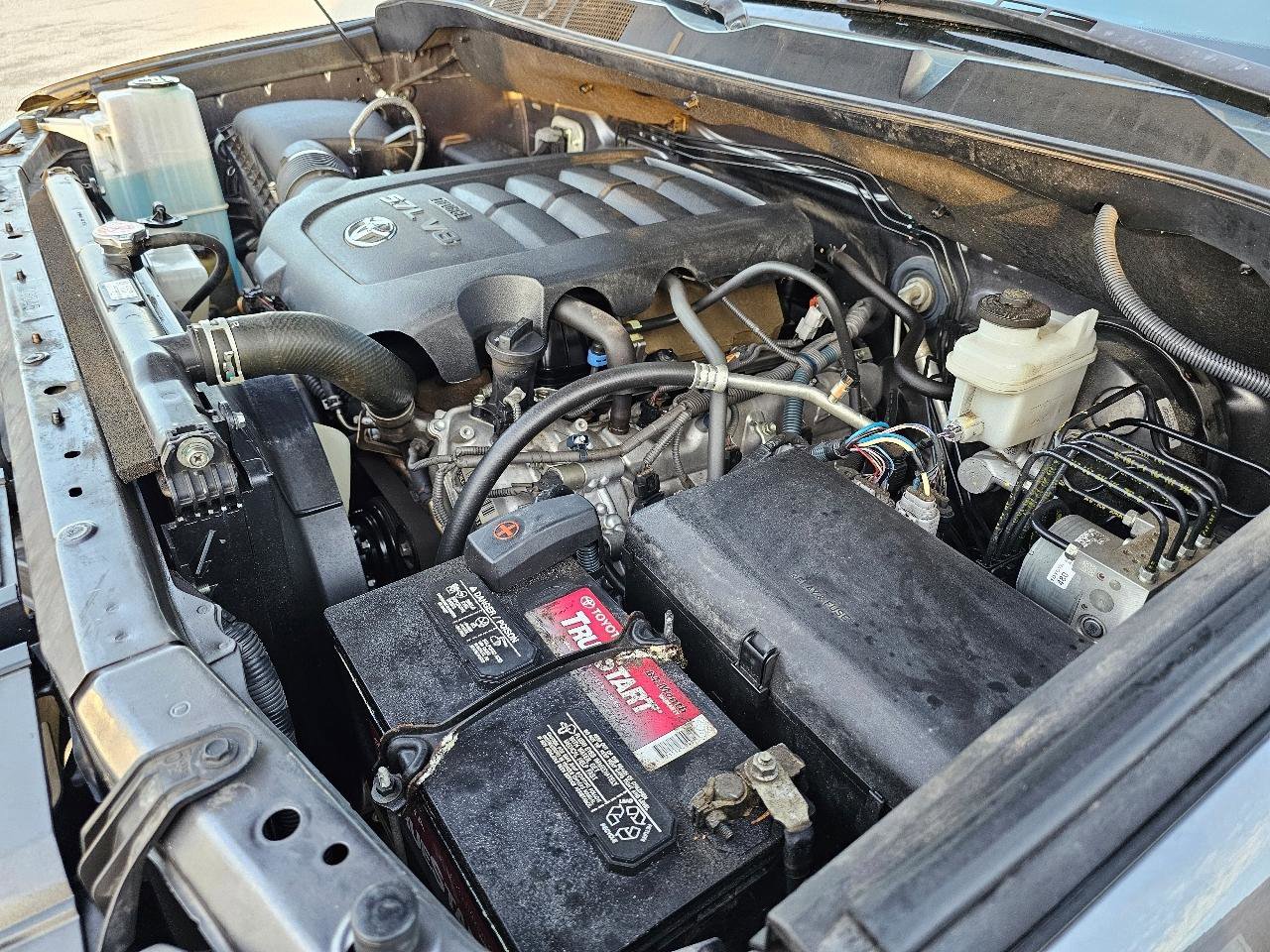 Used 2020 Toyota Tundra SR5 w/ SR5 Convenience Package image 67