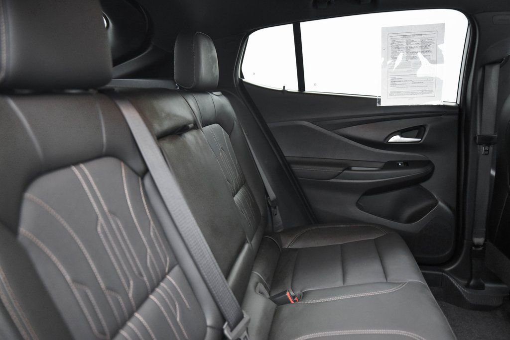 Used 2025 Buick Envista Avenir image 14
