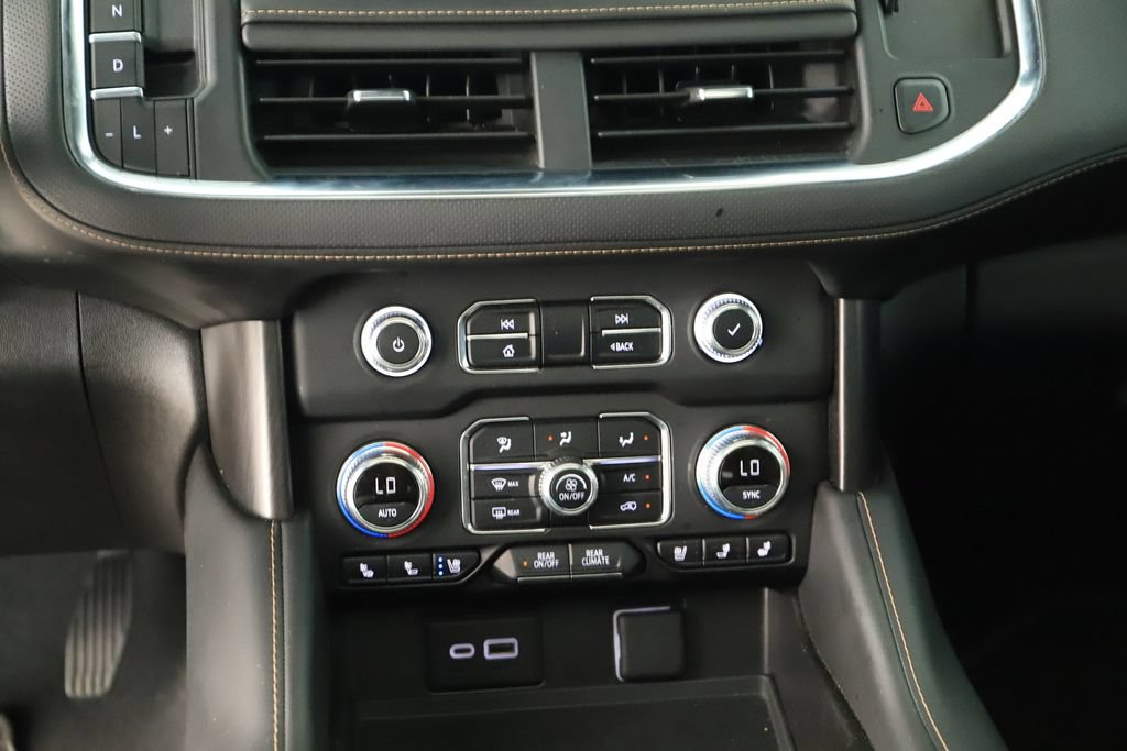 Used 2024 GMC Yukon AT4 w/ AT4 Premium Plus Package AWD/4WD image 21