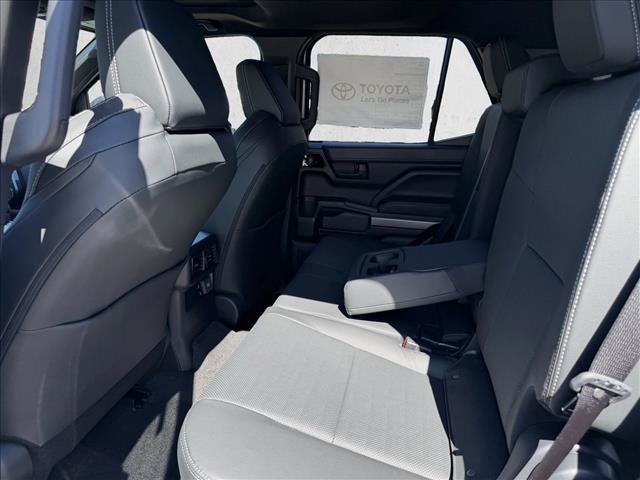 New 2026 Toyota 4Runner TRD Off-Road Premium AWD/4WD image 9