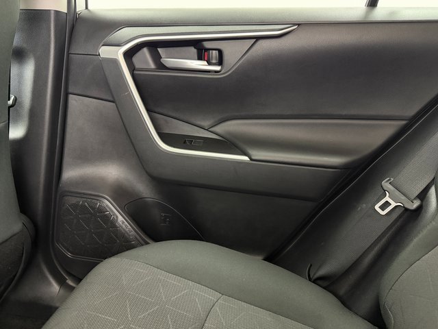 Used 2024 Toyota RAV4 XLE image 33