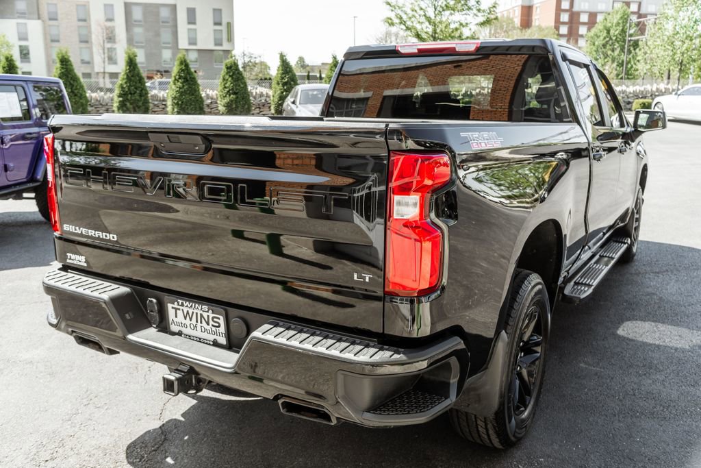 Used 2022 Chevrolet Silverado 1500 LT Trail Boss w/ Bed Protection Package AWD/4WD image 35
