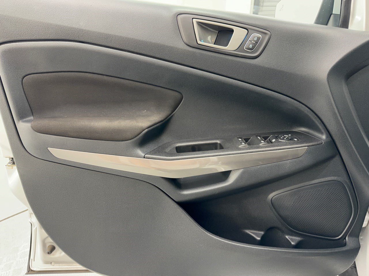 Used 2021 Ford EcoSport SE w/ SE Convenience Package FWD image 14