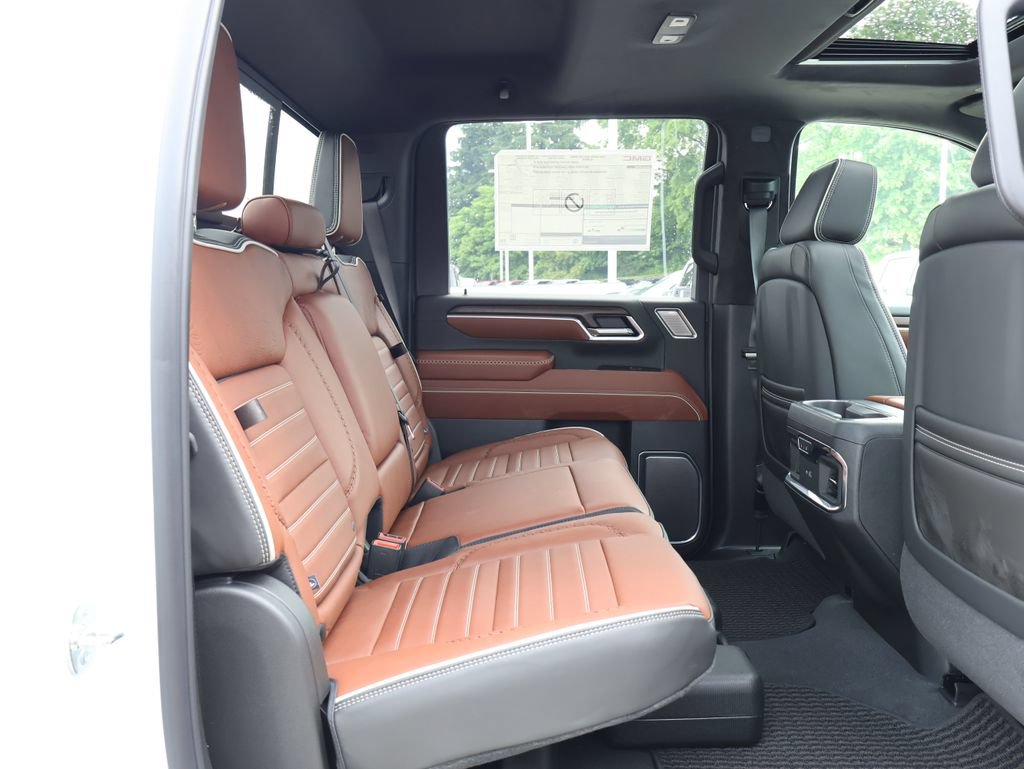 New 2026 GMC Sierra 3500 Denali Ultimate w/ LPO, Black Badging Package AWD/4WD image 44