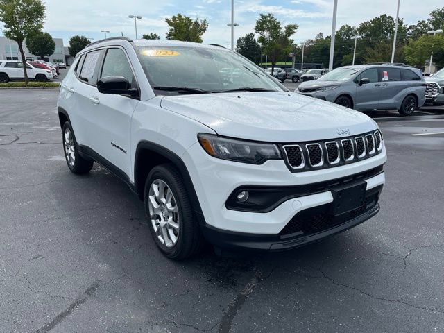 Used 2023 Jeep Compass Latitude AWD/4WD image 4