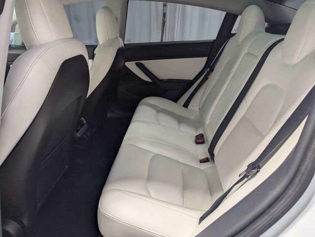 Used 2019 Tesla Model 3 Standard Range Plus image 9