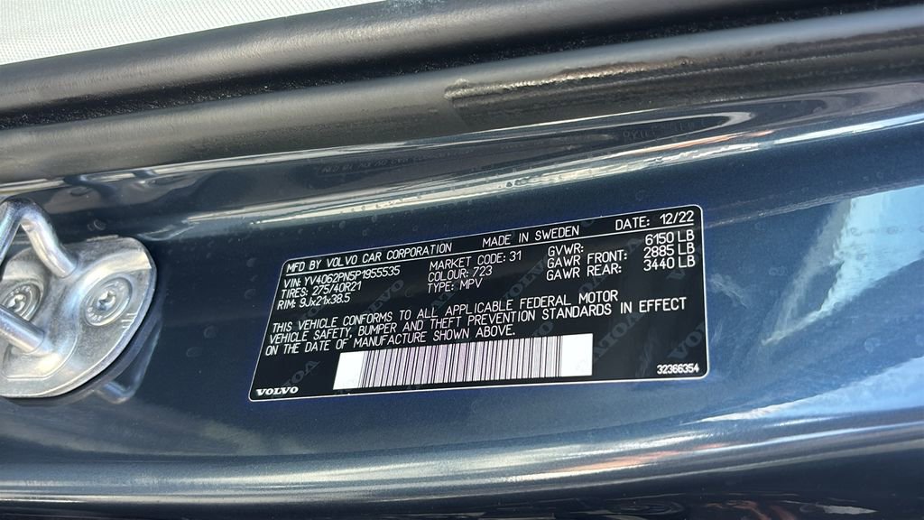Used 2023 Volvo XC90 B6 Plus w/ Protection Package image 35