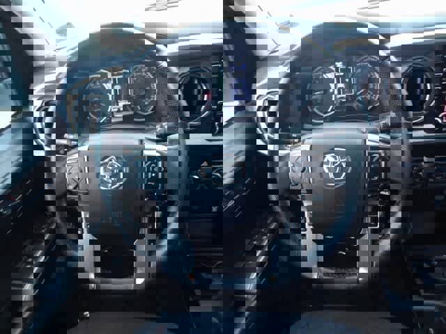 Used 2021 Toyota Tacoma SR5 image 11