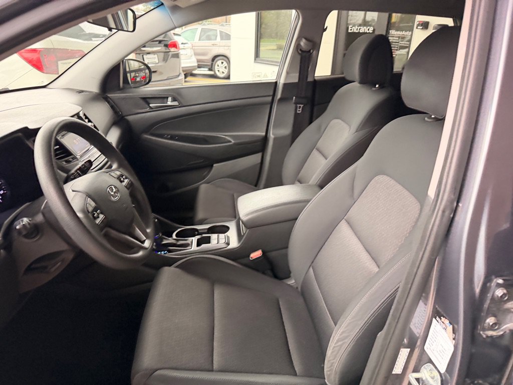 Used 2017 Hyundai Tucson SE w/ SE Popular Package 02 AWD/4WD image 10