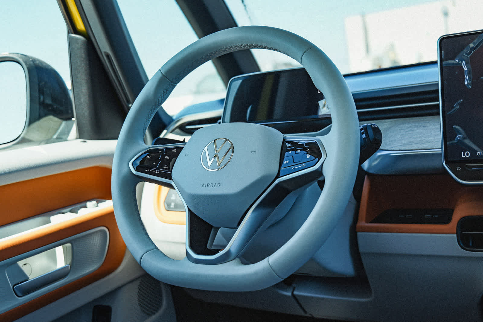 New 2025 Volkswagen ID. Buzz 1st Edition image 17