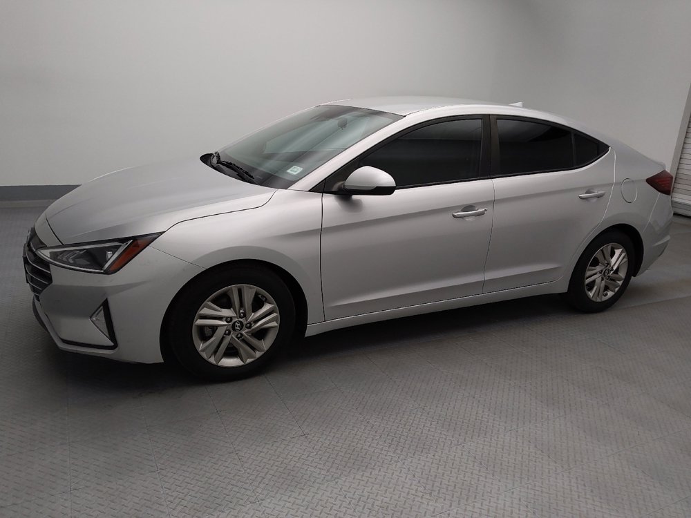 Used 2019 Hyundai Elantra SEL image 2