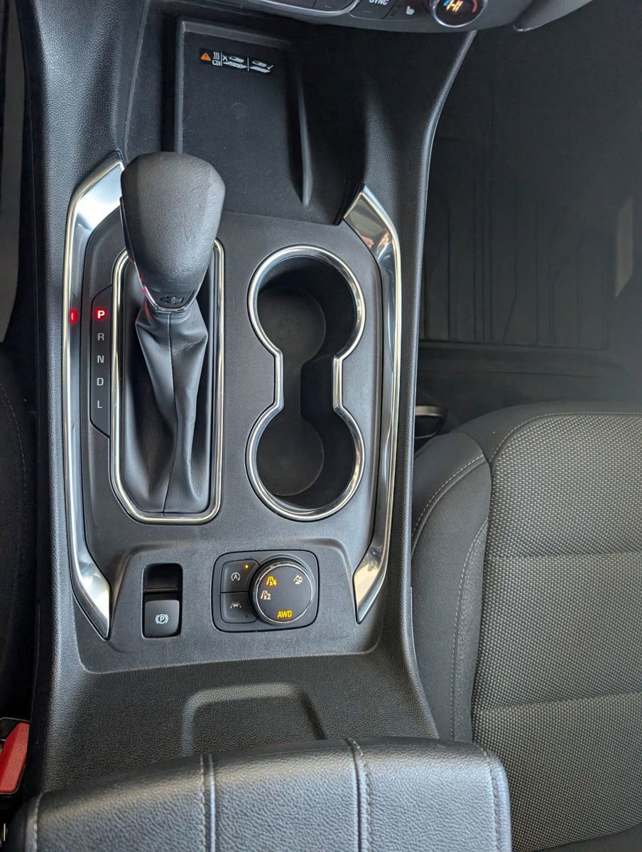 Used 2023 Chevrolet Traverse LT w/ LPO, Floor Liner Package image 23