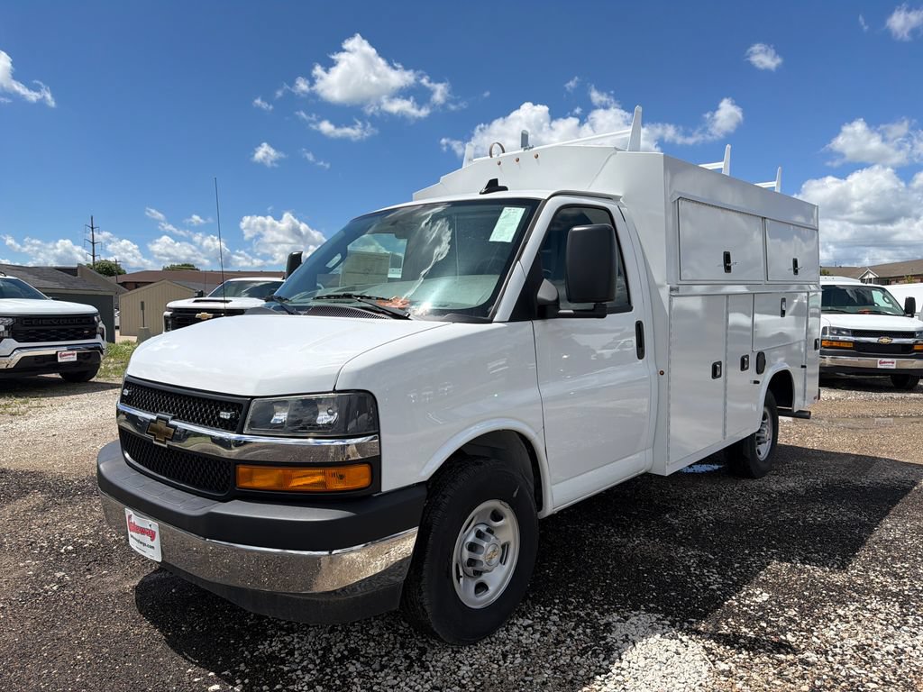 New 2025 Chevrolet Express 3500 w/ Power Convenience Package RWD image 2