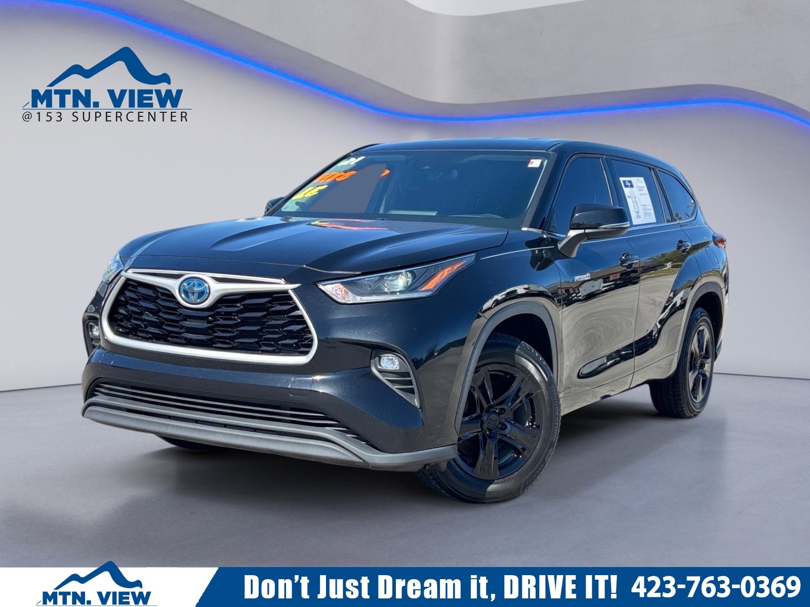 Used 2021 Toyota Highlander LE