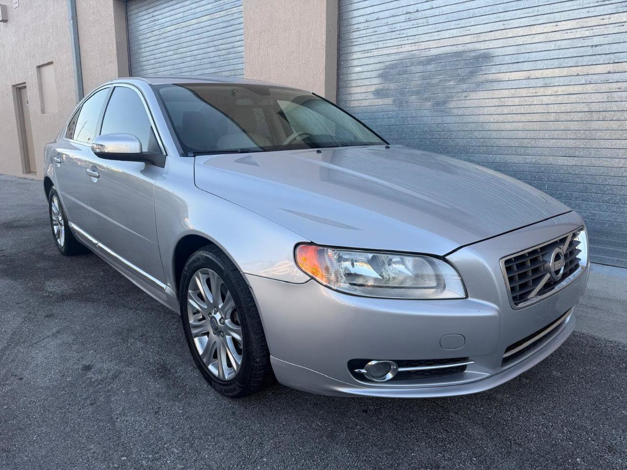Used 2010 Volvo S80 3.2 FWD image 2