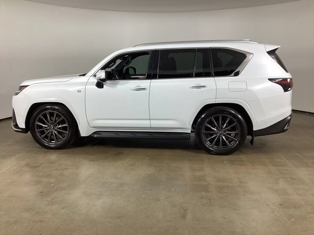 Used 2025 Lexus LX 700h F Sport w/ Accessory Package (Z1) AWD/4WD image 9