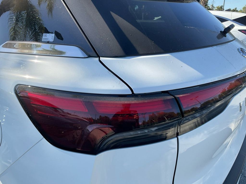 Used 2025 INFINITI QX60 Pure image 36