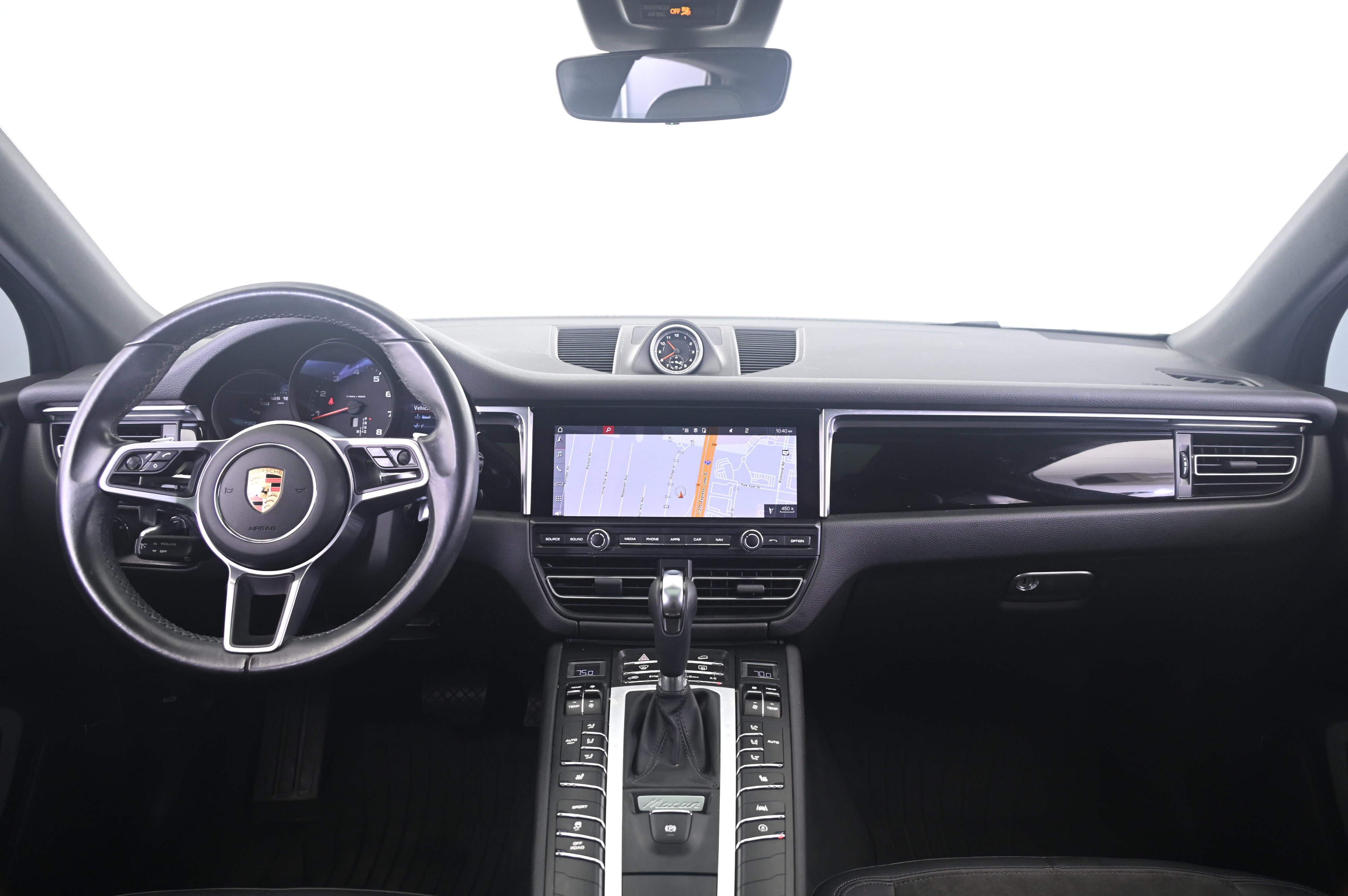 Used 2021 Porsche Macan AWD/4WD image 31