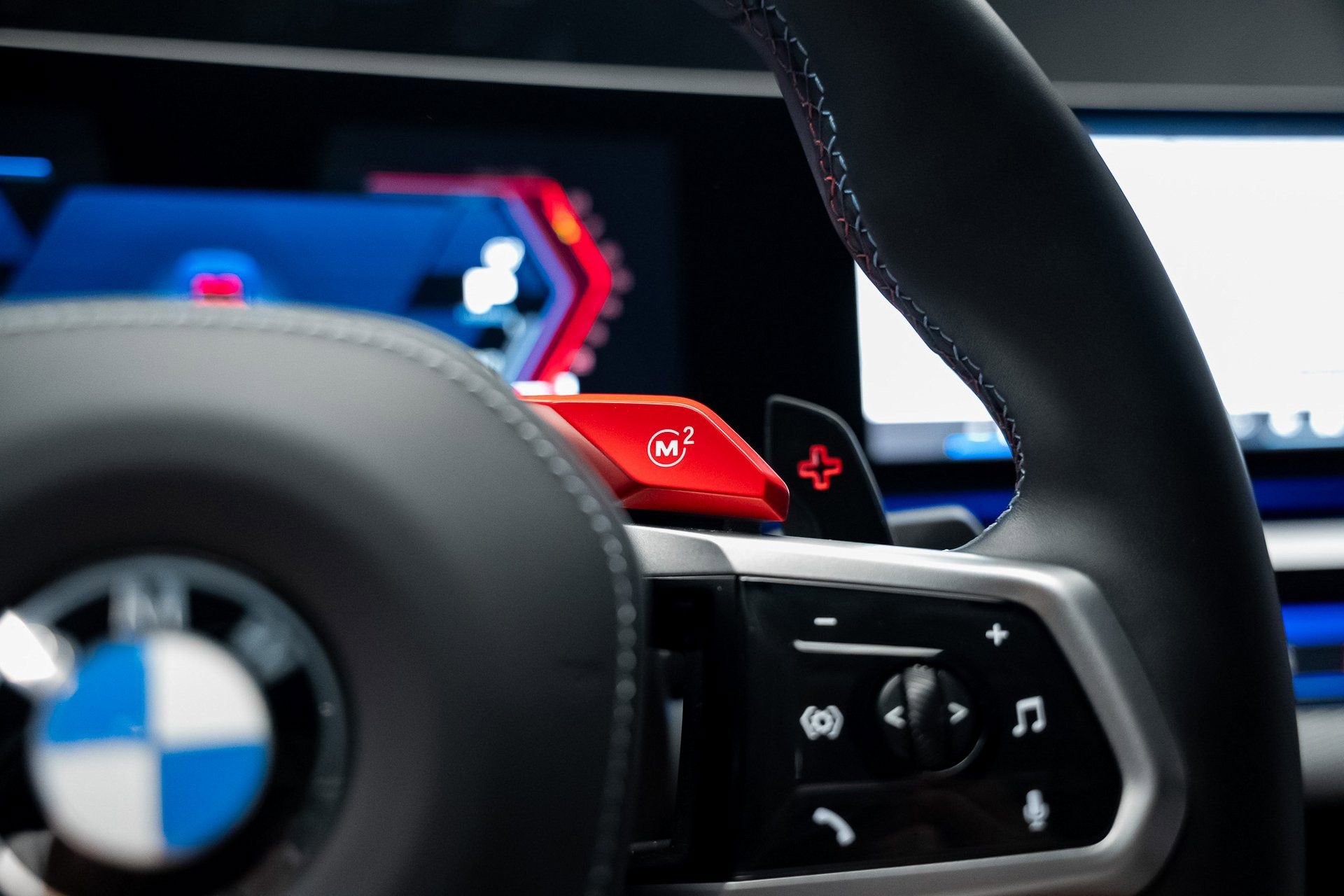 Used 2025 BMW M5 w/ Carbon Package image 50