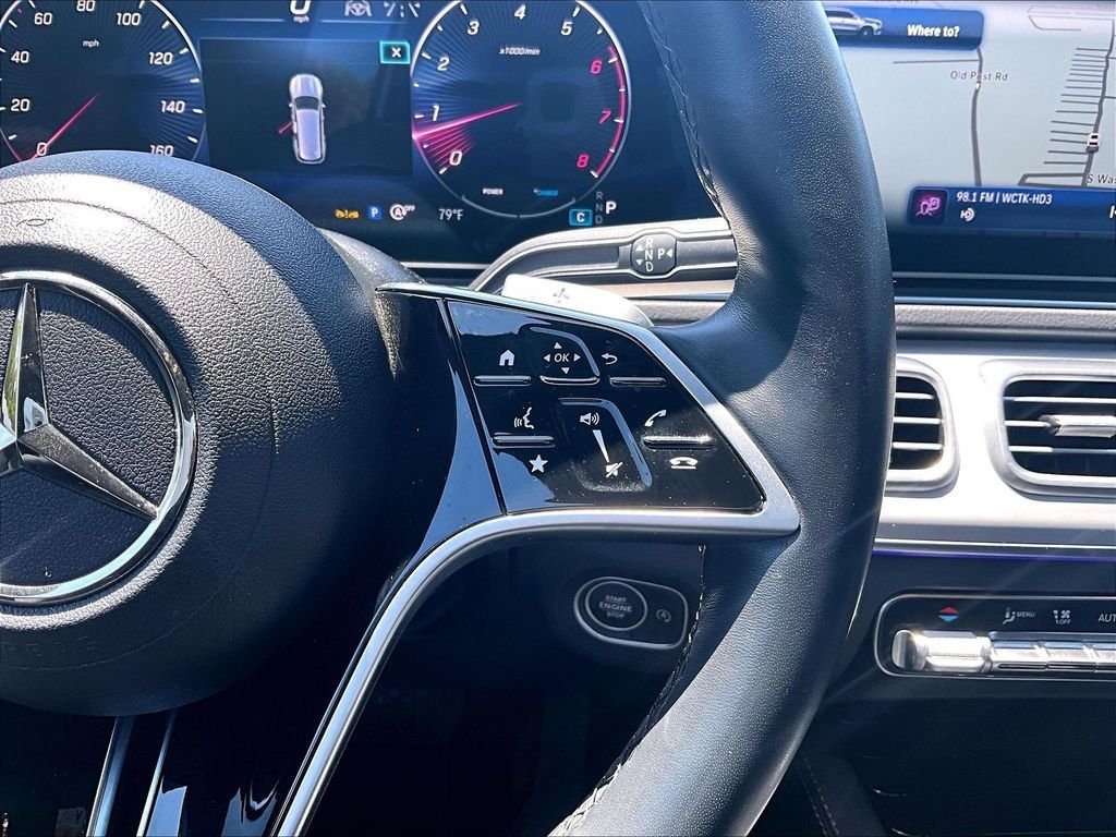 Used 2025 Mercedes-Benz GLS 450 4MATIC image 25