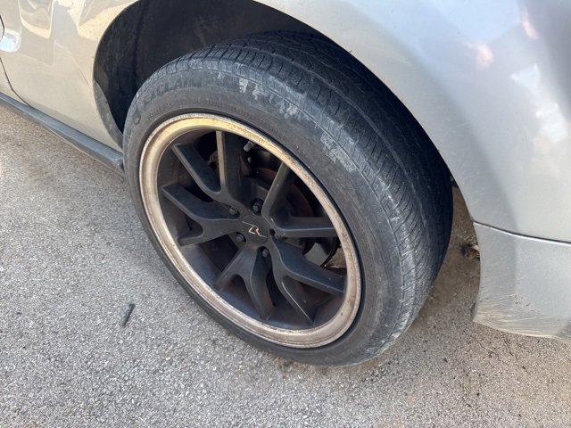 Used 2005 Ford Mustang Deluxe image 7