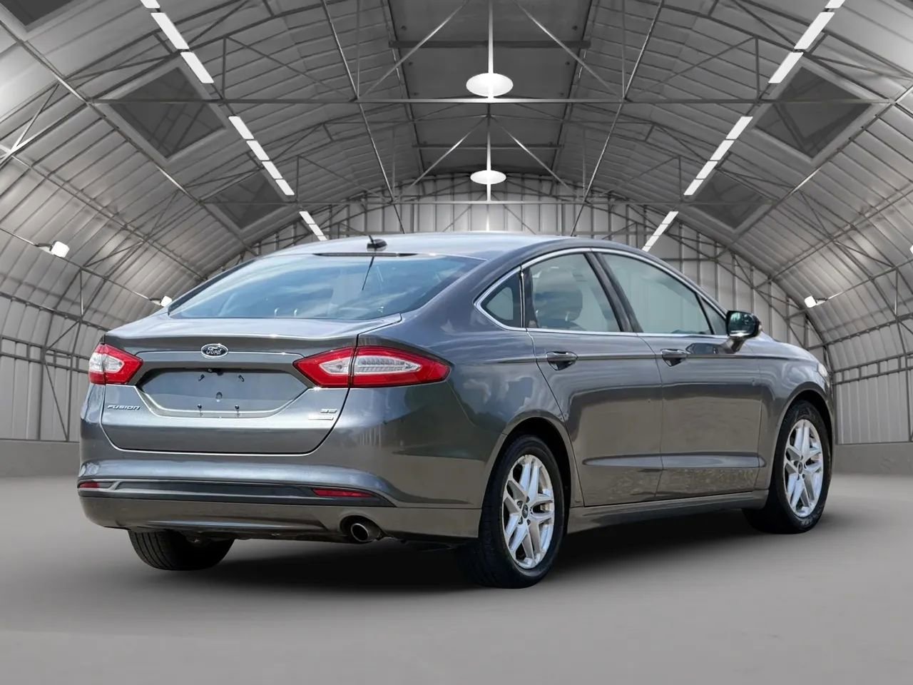 Used 2013 Ford Fusion SE FWD image 9